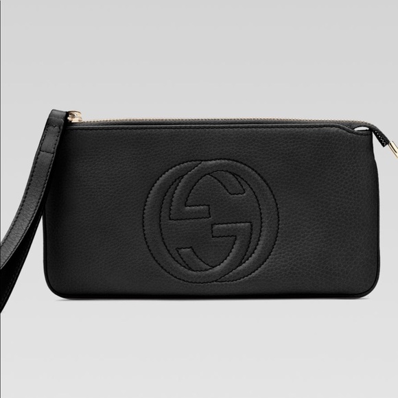 Gucci Handbags - Gucci soho wristlet wallet mini bag